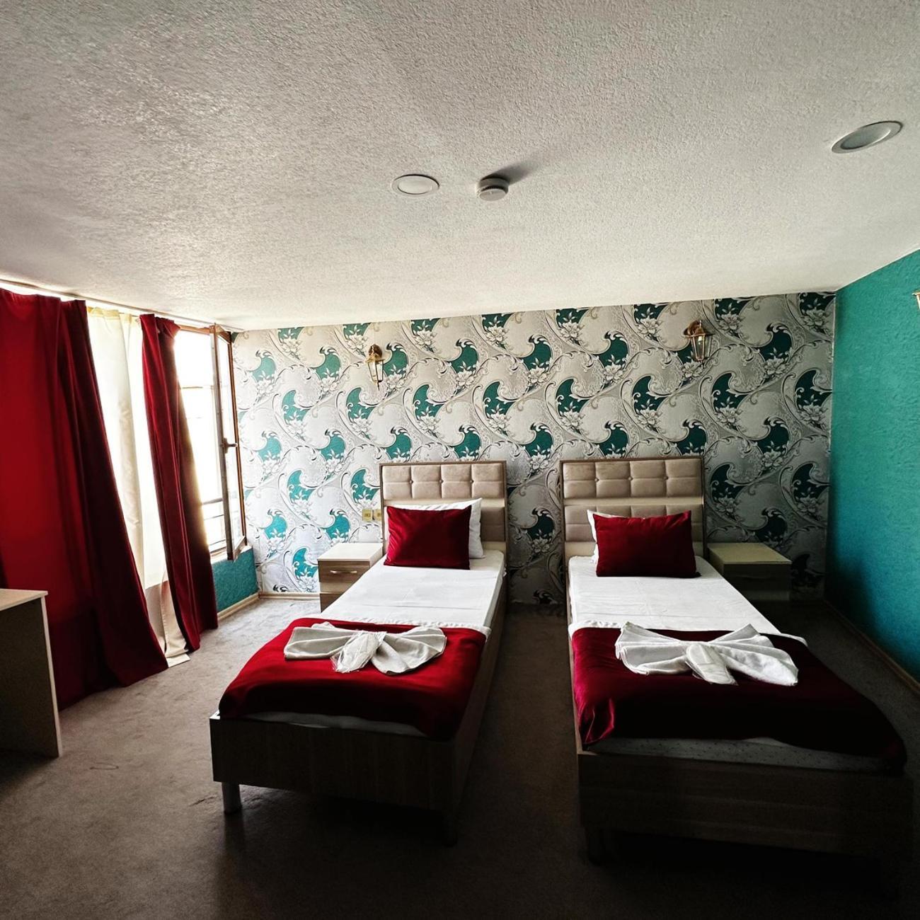 באקו Avi Hotel מראה חיצוני תמונה