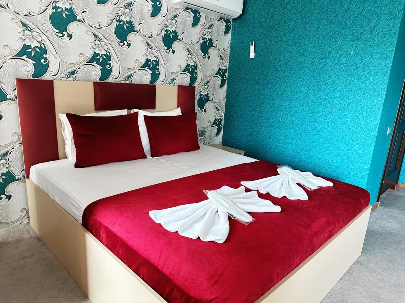 באקו Avi Hotel מראה חיצוני תמונה