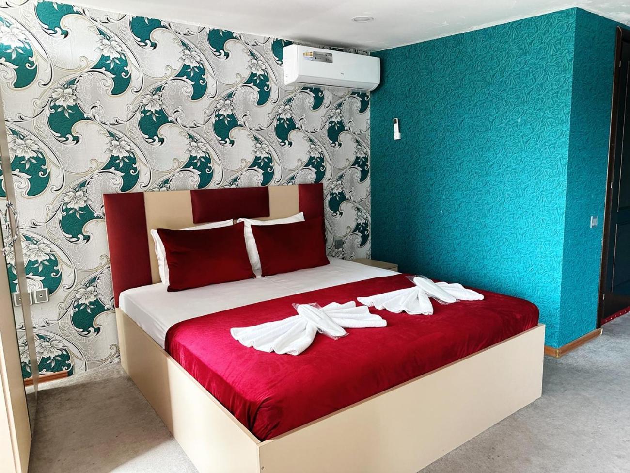באקו Avi Hotel מראה חיצוני תמונה