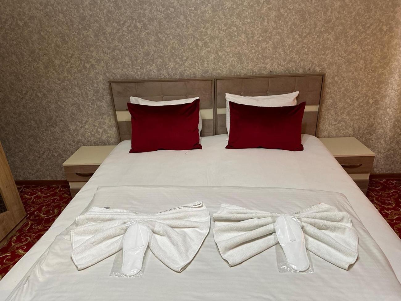 באקו Avi Hotel מראה חיצוני תמונה