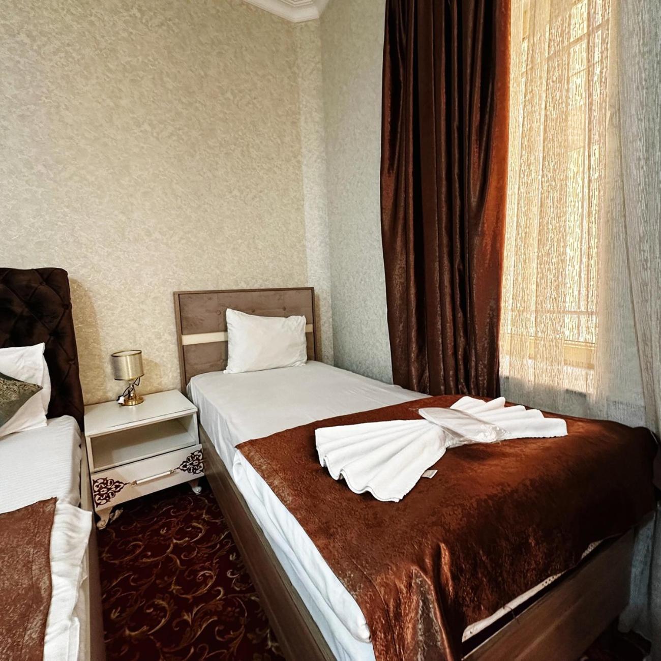 באקו Avi Hotel מראה חיצוני תמונה