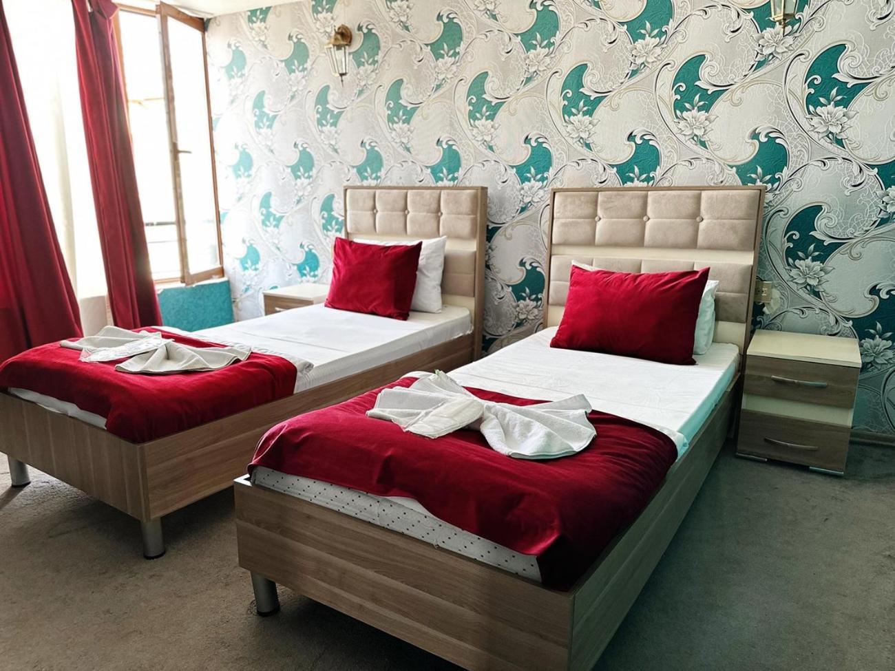 באקו Avi Hotel מראה חיצוני תמונה