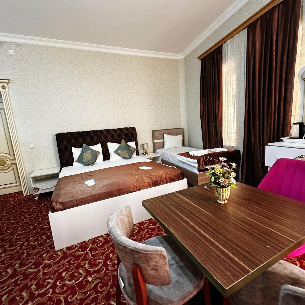באקו Avi Hotel מראה חיצוני תמונה