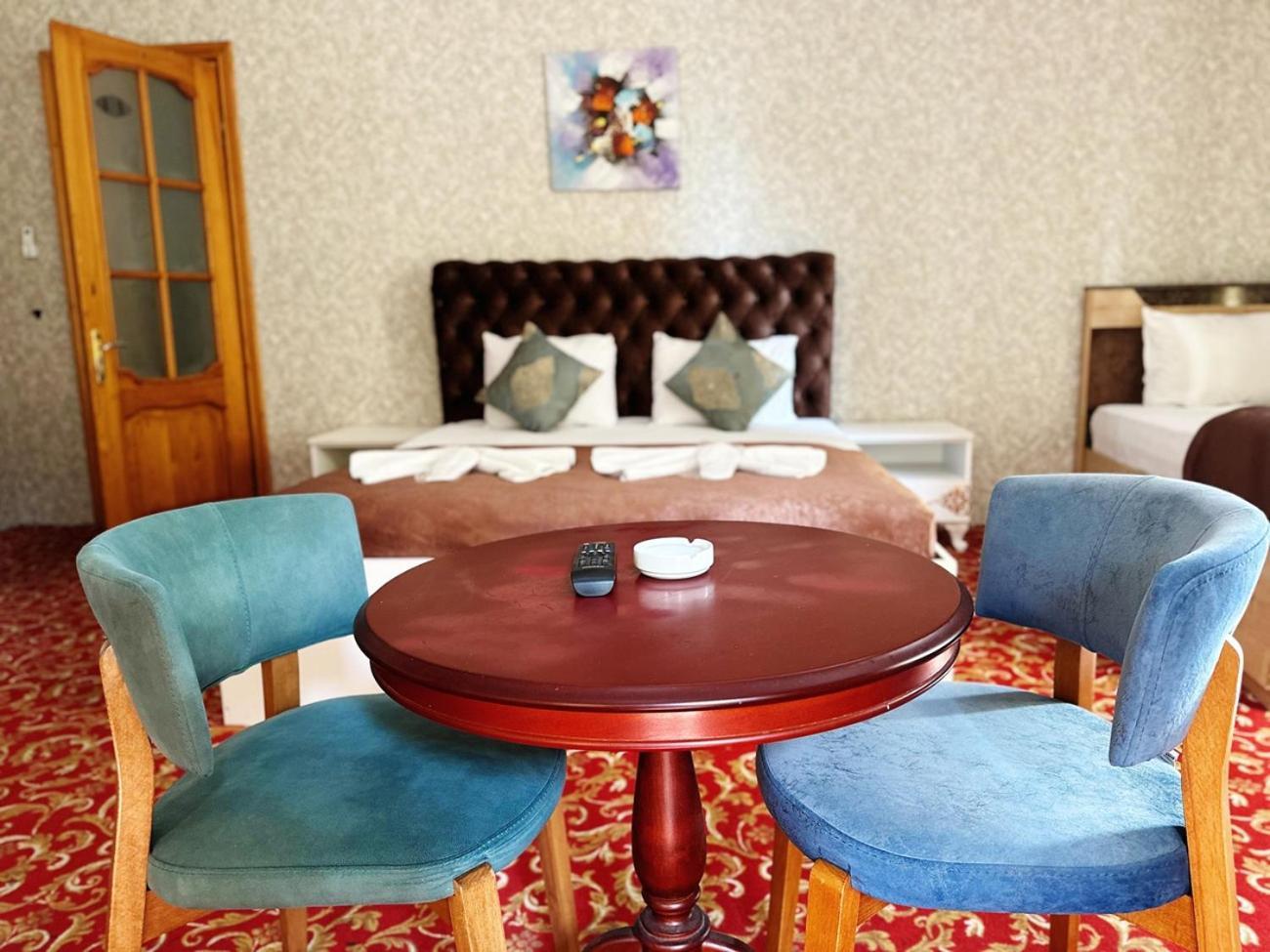 באקו Avi Hotel מראה חיצוני תמונה