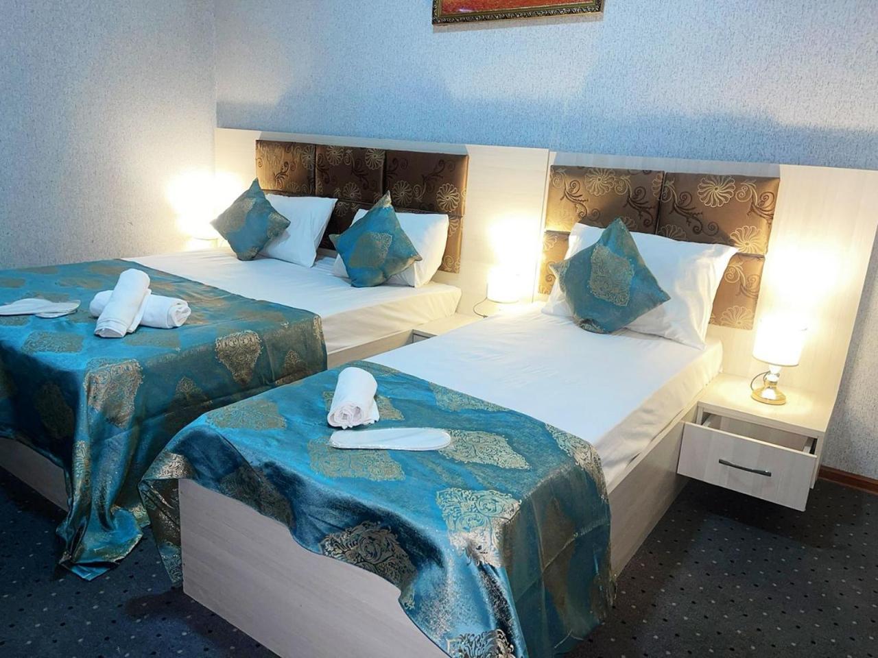 באקו Avi Hotel מראה חיצוני תמונה
