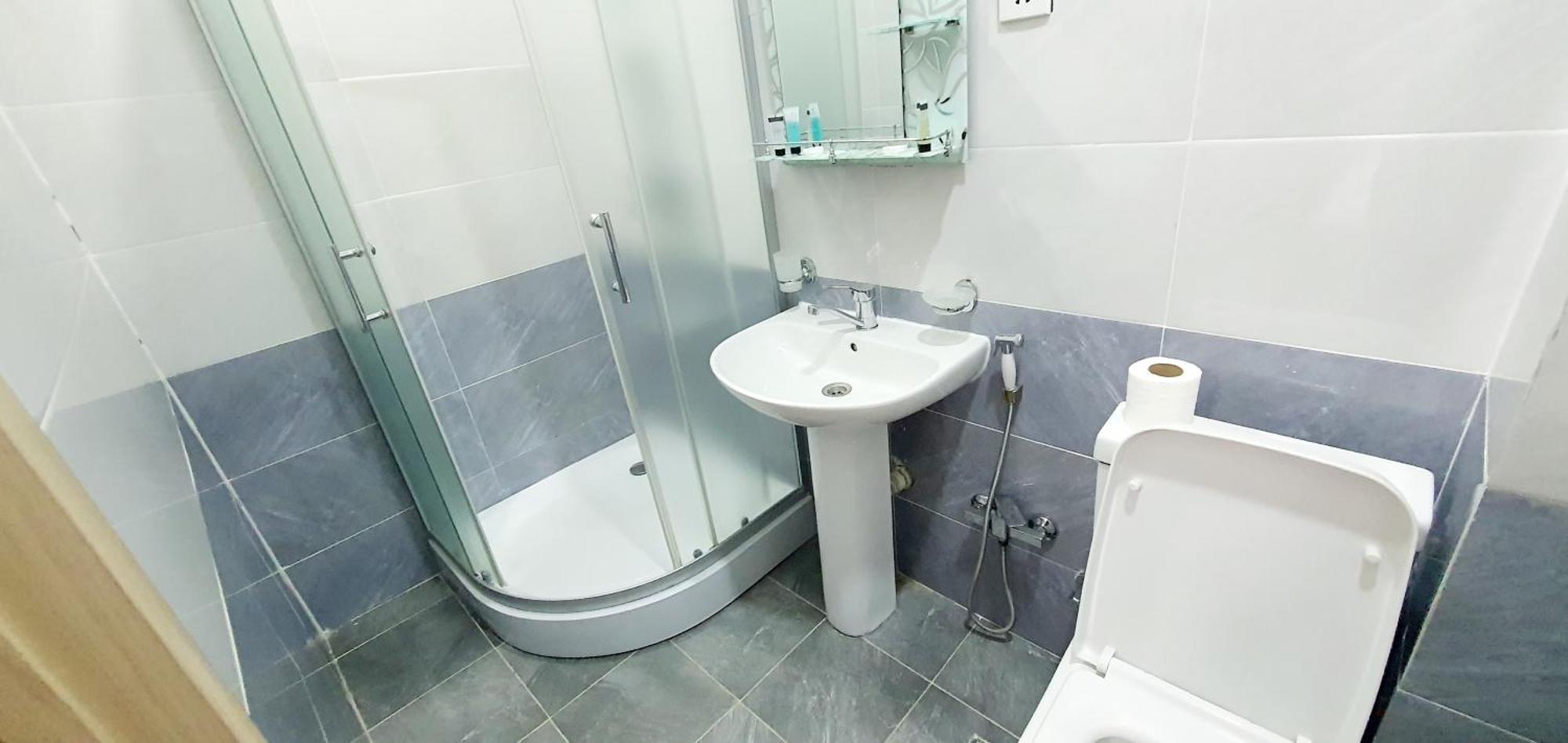 באקו Avi Hotel מראה חיצוני תמונה